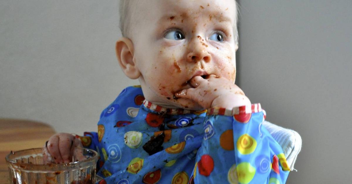 Bébé à table : exit les purées, par ici le B.L.W!