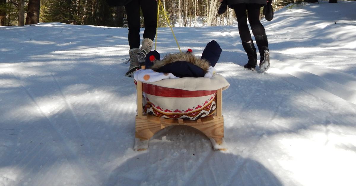 Des vêtements et des bijoux pour le chalet, la cabane ou tout simplement votre salon.