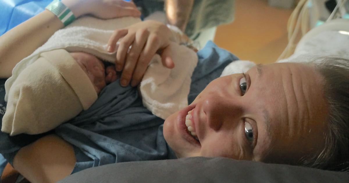 Le récit d'accouchement de Véronique : prête pas prête, bébé va sortir.