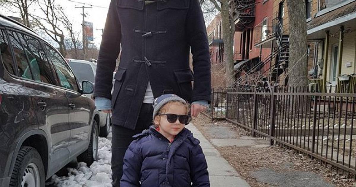 Des choix de lunettes de soleil un peu hispter pour vos petits!