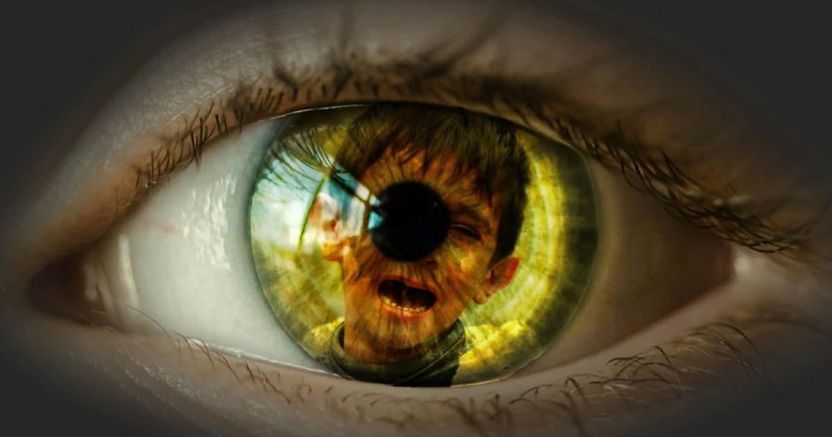 Le poids du regard des autres