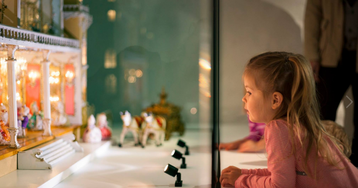 « Les pères Noël débarquent au Musée Stewart » : une exposition gratuite parfaite pour les fêtes!