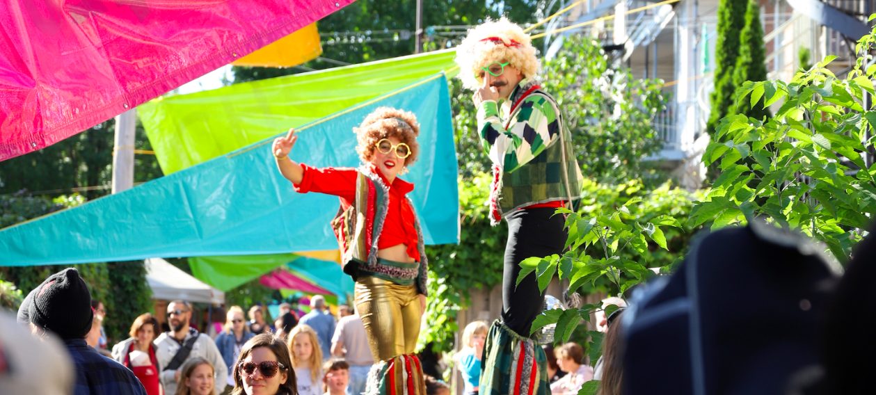 Ce week end, on va jouer dehors au Festival des arts de ruelle de Montréal