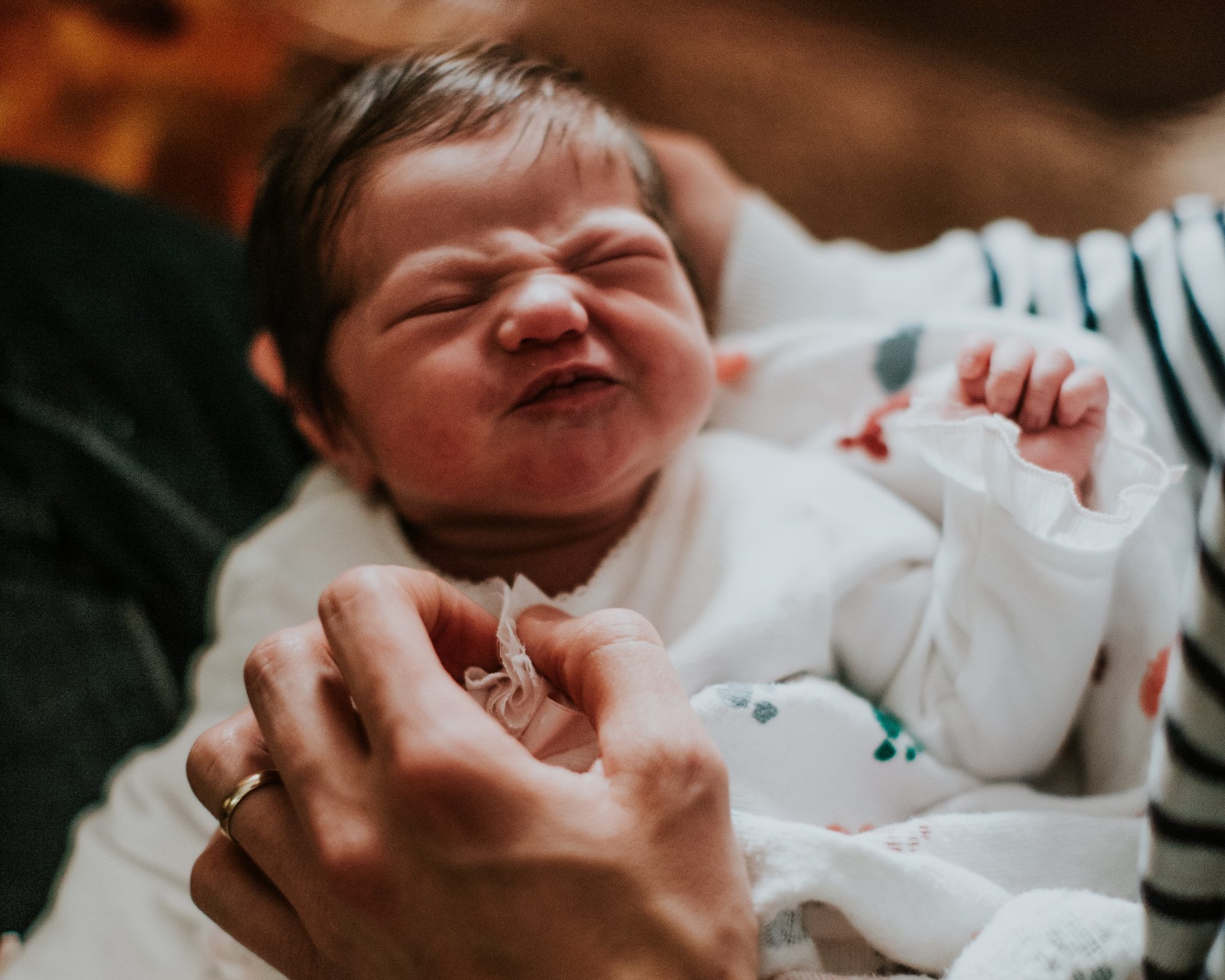 « Est-ce qu’il fait ses nuits? » ou la pression d’avoir un « bon » bébé