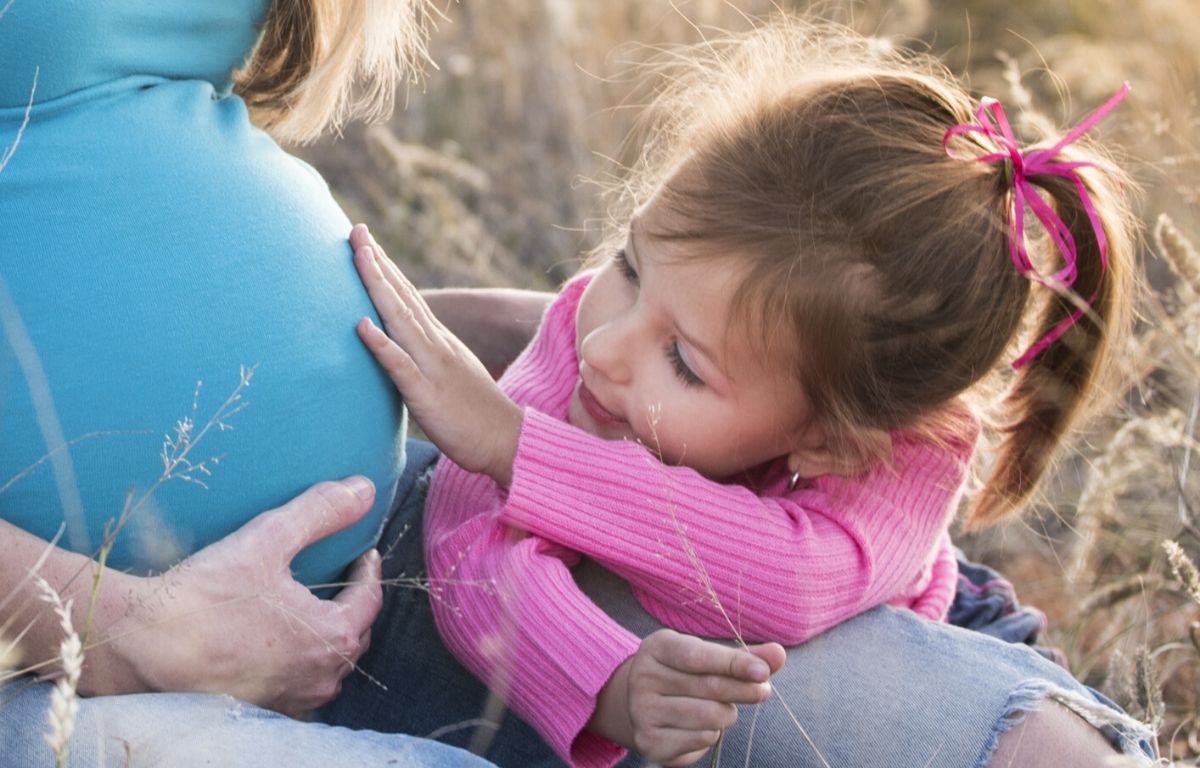 Attendre pour connaître le sexe de bébé dans ce monde d'instantanéité