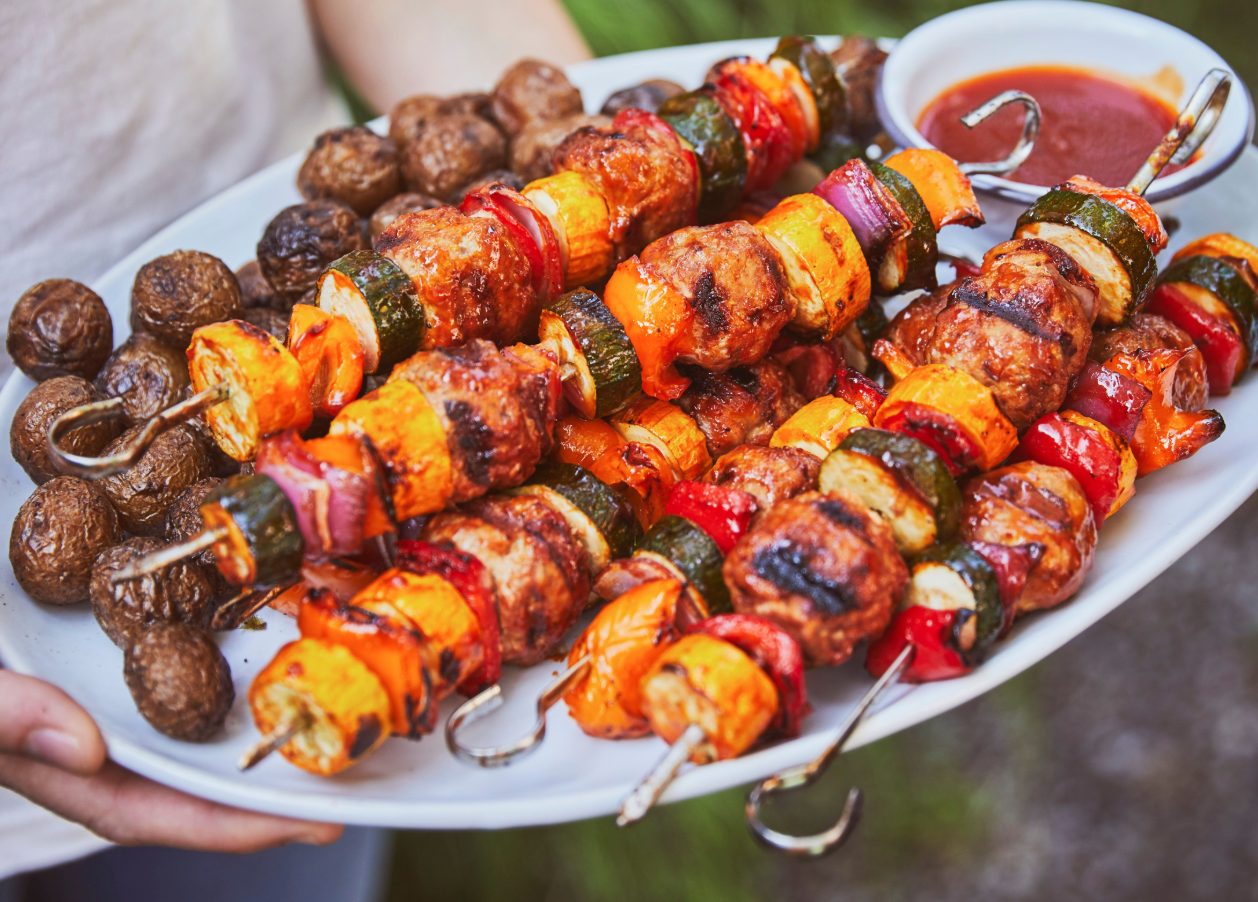 BBQ santé : un tout nouveau livre pour cuisiner les meilleures recettes dehors!