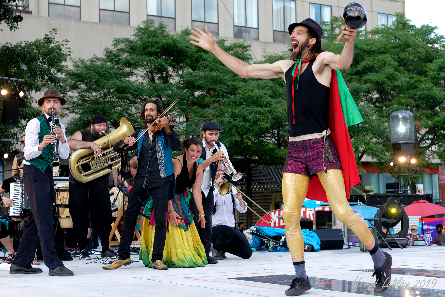 Le festival Montréal Complètement Cirque débute aujourd’hui à Montréal!