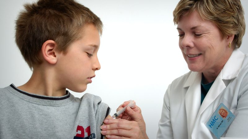 Les parents sont invités à prendre la dose de rappel pour leurs enfants de 5 à 11 ans