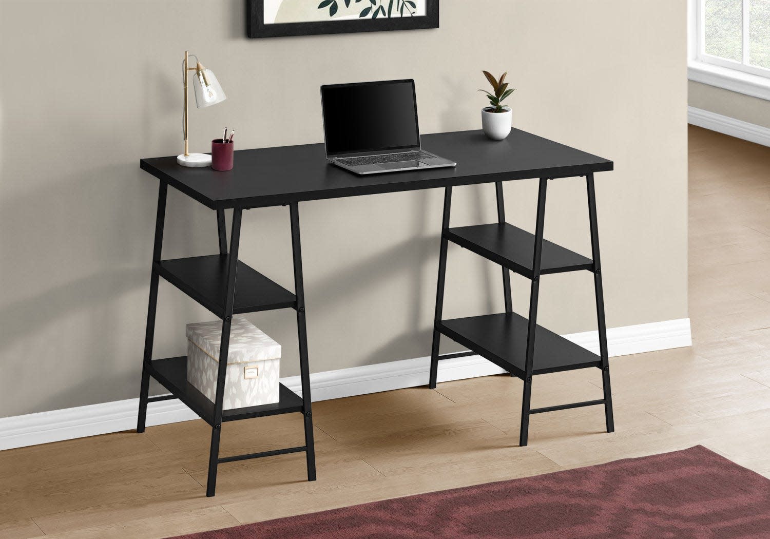 Bureau à quatre tablettes