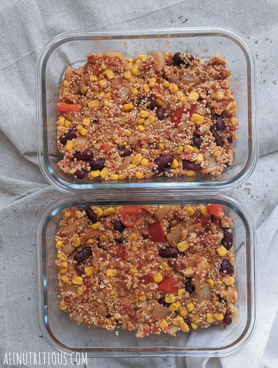 2) Casserole mexicaine de quinoa et fèves rouges