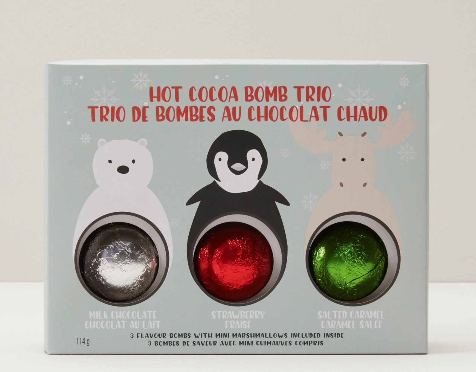 Un trio de bombes de chocolat chaud