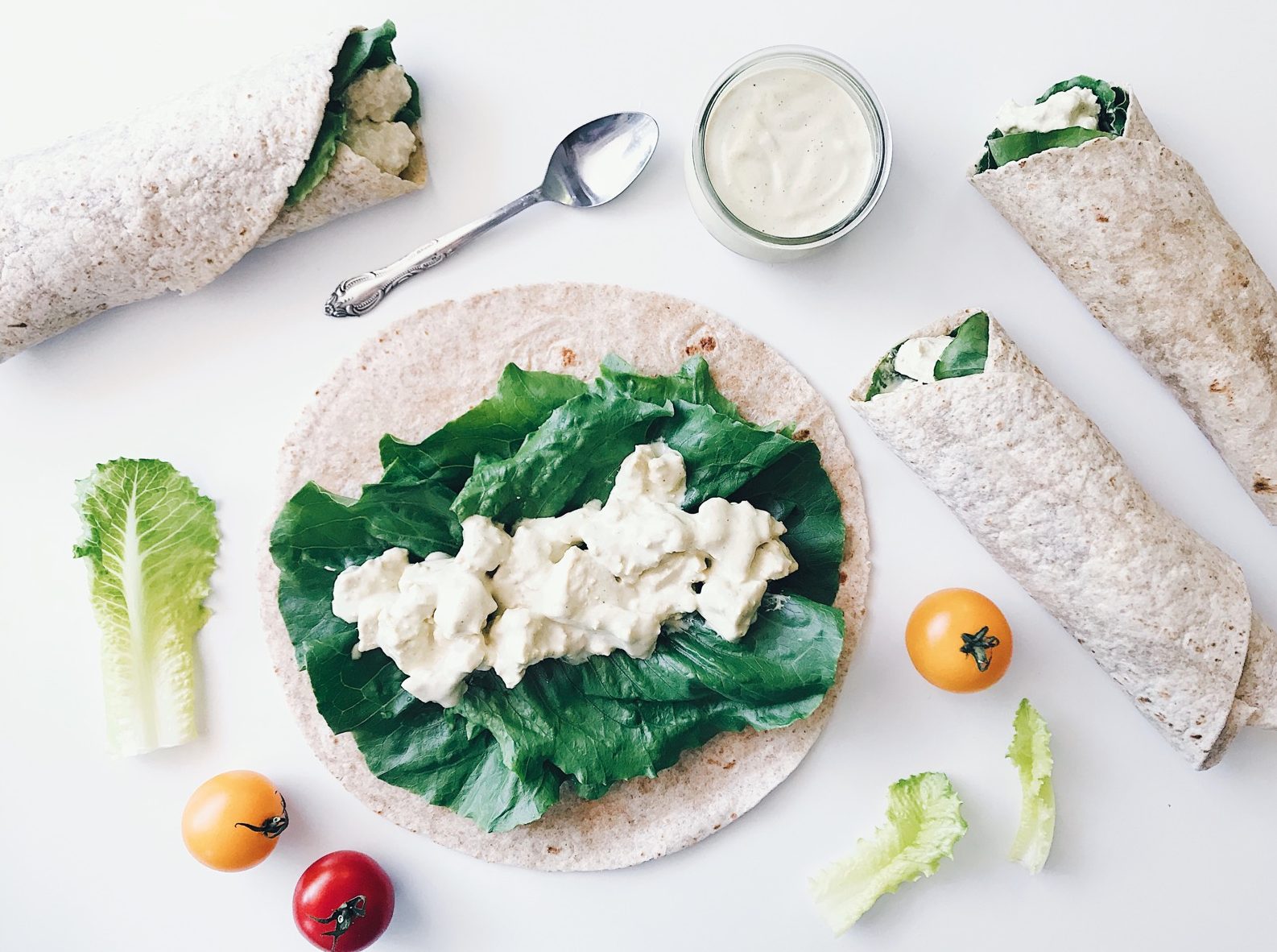 Wrap au « poulet » césar végétalien