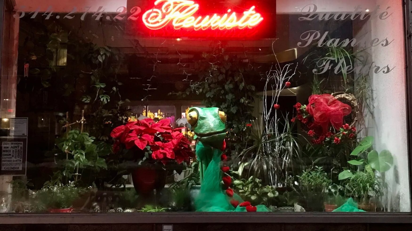 Découvrir l'exposition Marionnettes en vitrines!