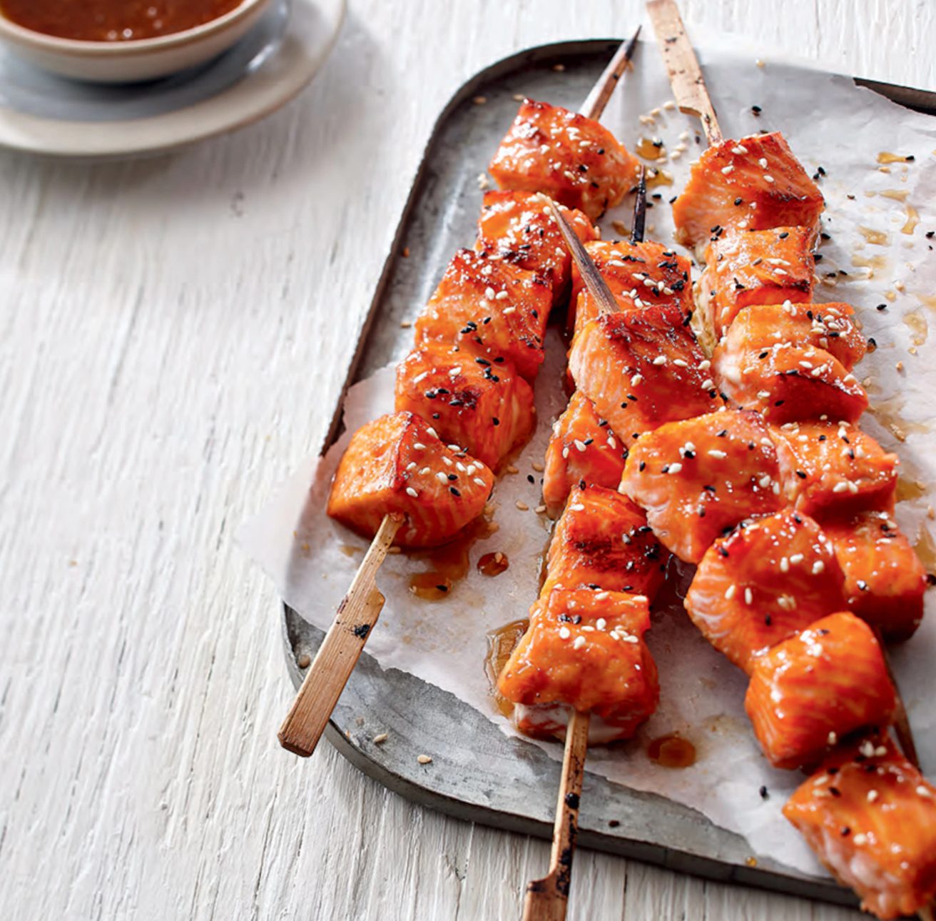 Brochettes de saumon caramélisé à l’érable