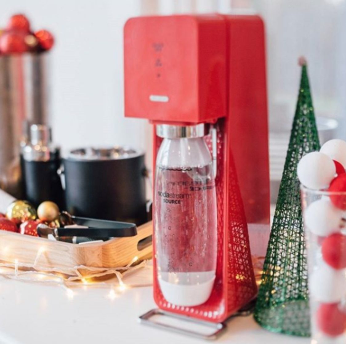 Machine à eau pétillante Sodastream « Source » rouge
