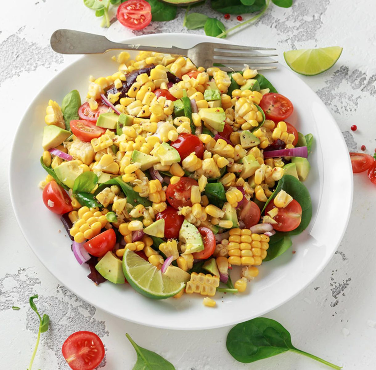 Salade de maïs grillé et d'avocat