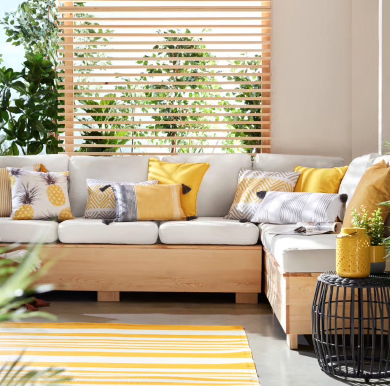 Des coussins et autres accessoires de décoration