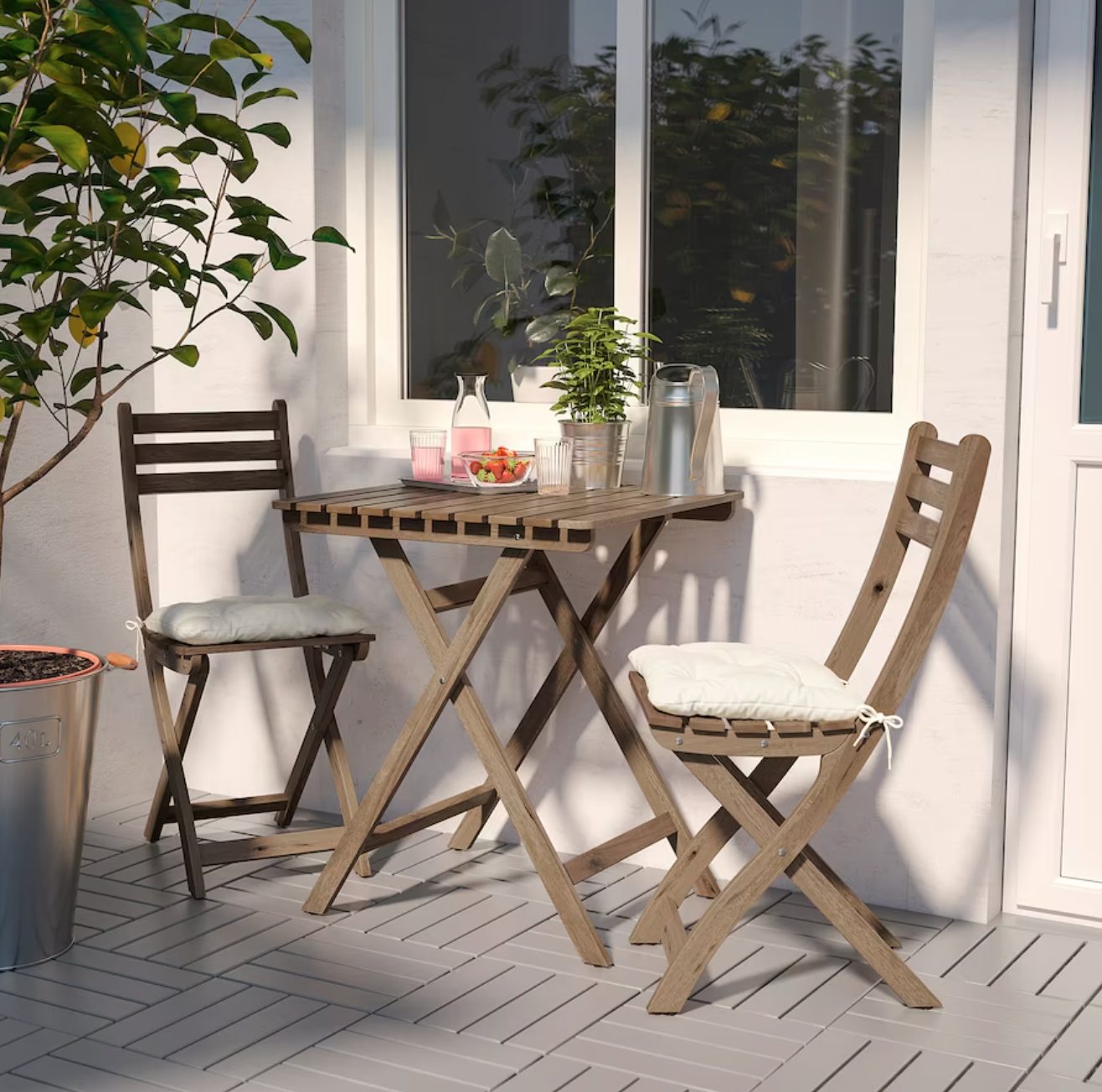 Ensemble table + chaises