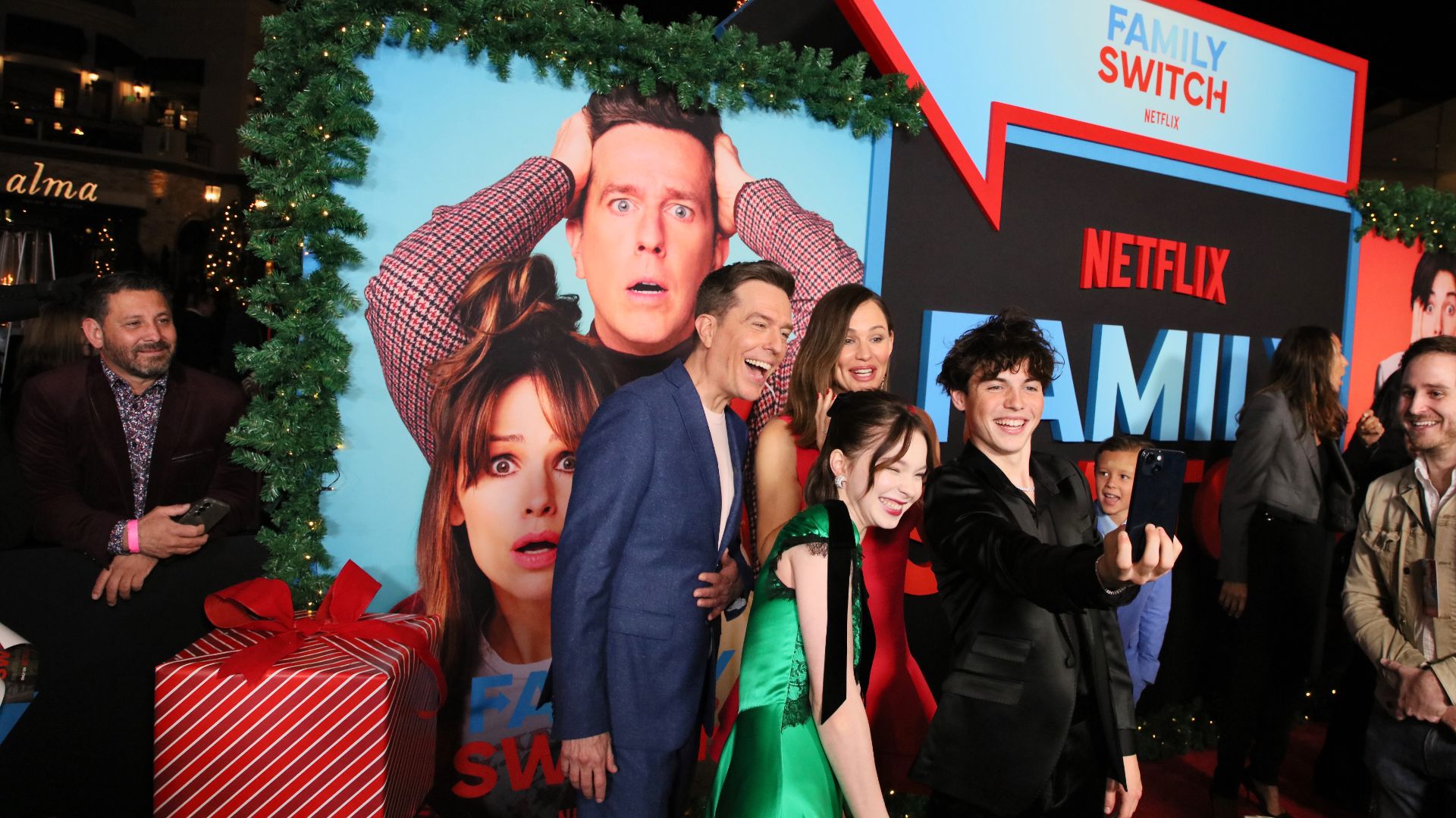 Ed Helms, Emma Myers, Brady Noon, Jennifer Garner